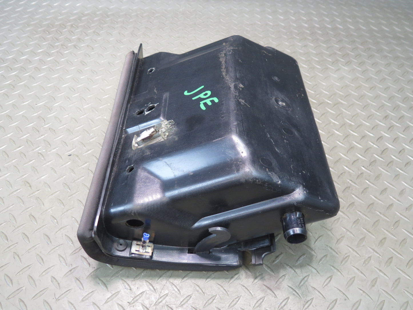 1984-1991 Porsche 928 Dash Glove Box Compartment Storage