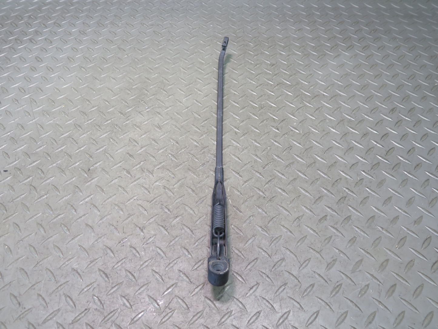 1983-1995 Porsche 928 Front Left & Right Windshield Wiper Arm Set of 2