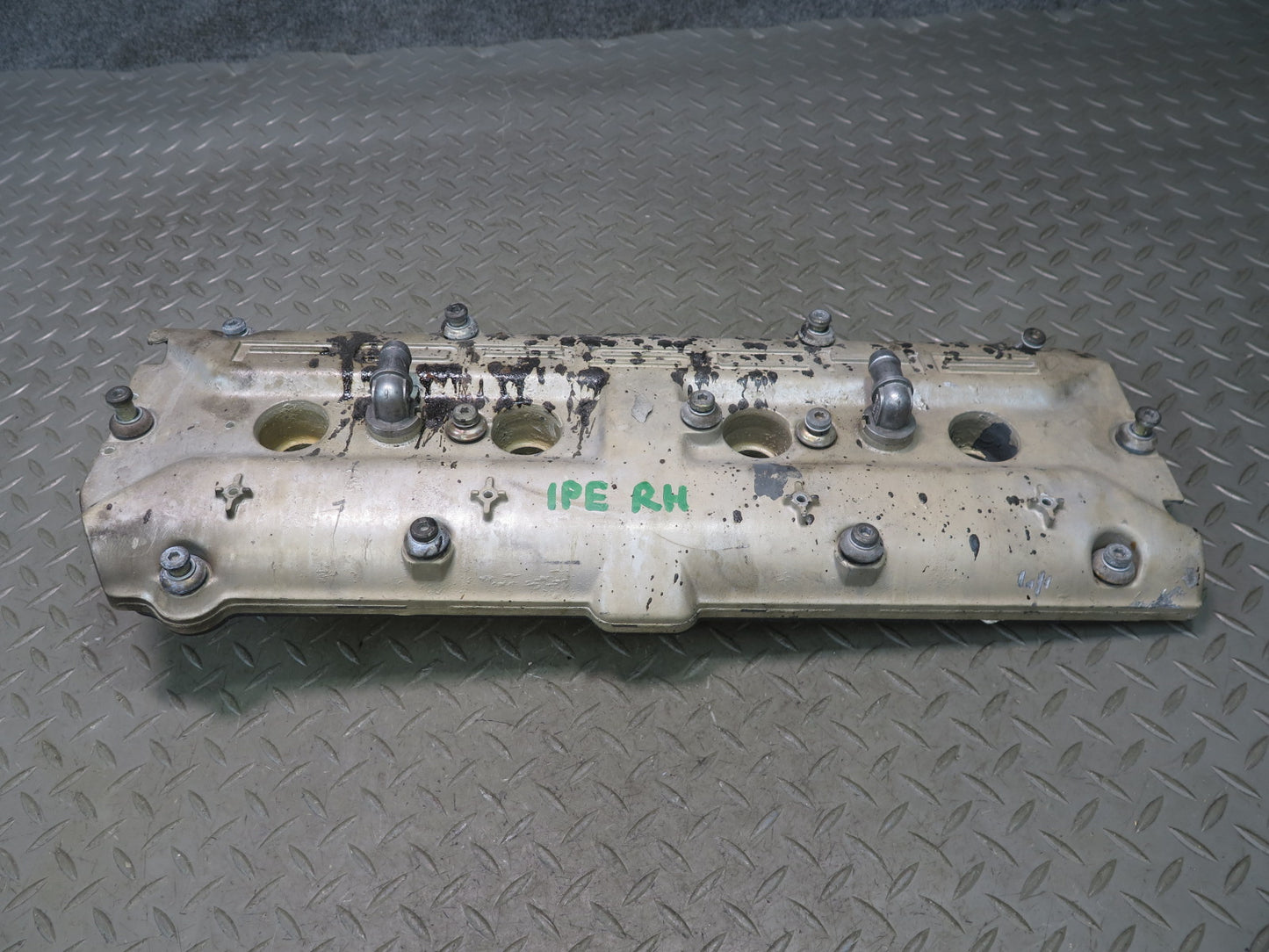 1987-1991 Porsche 928 S4 5.0L V8 Engine Motor Right Side Valve Cover