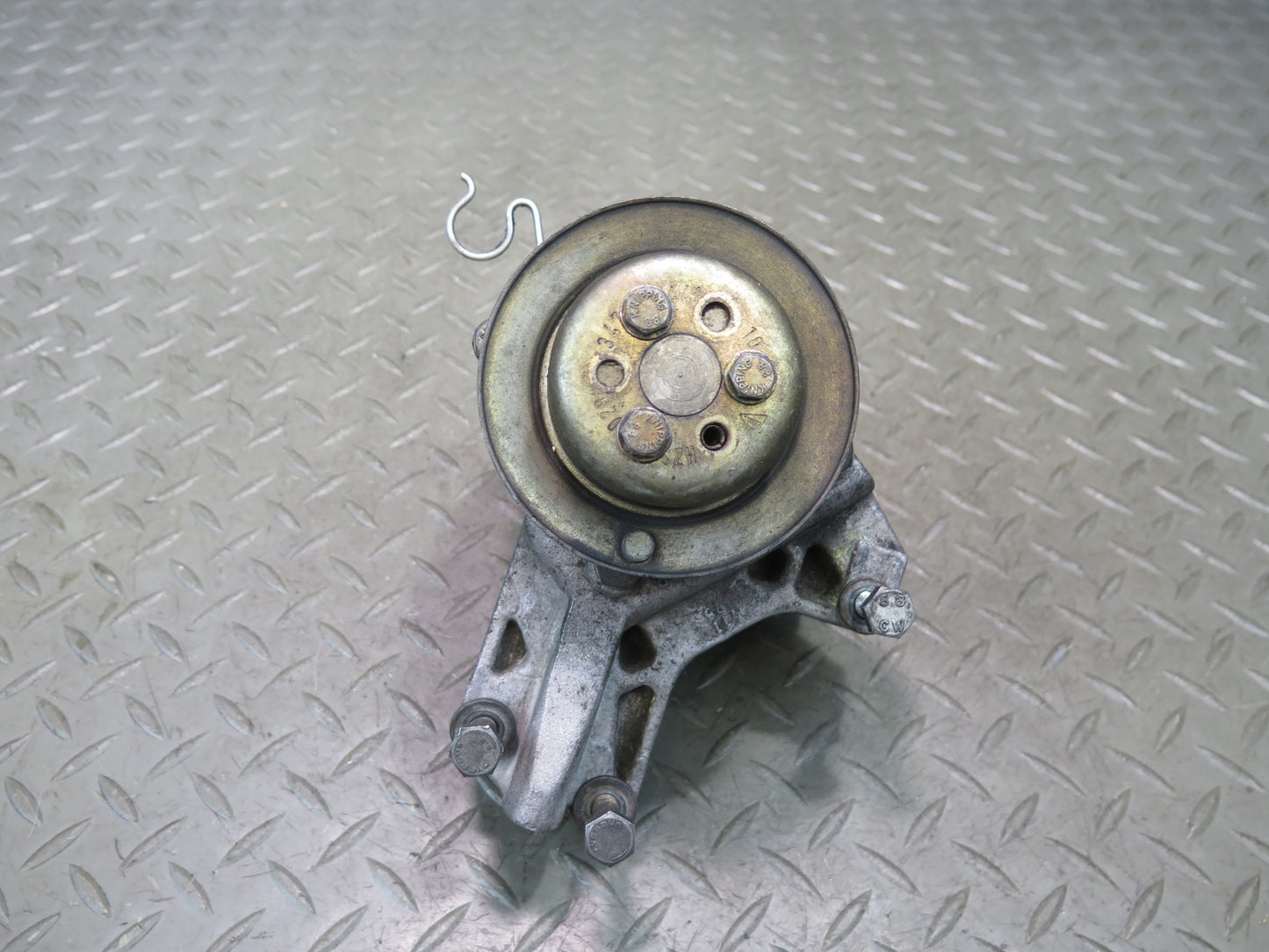 1987-1991 Porsche 928 S4 5.0L V8 Engine Power Steering Pump