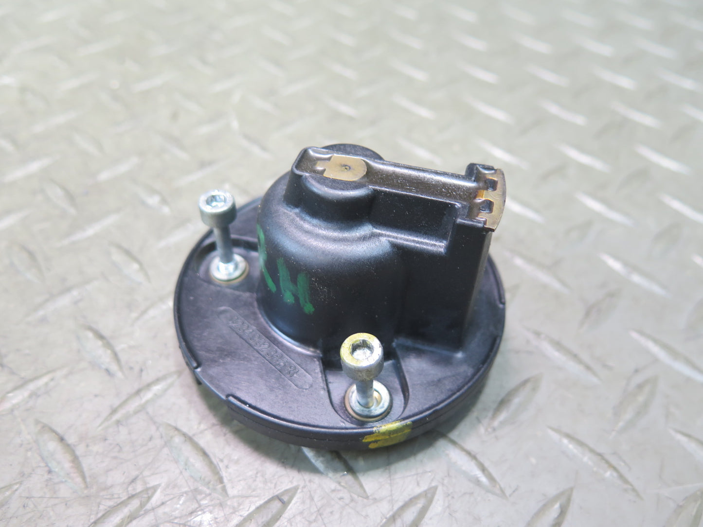 1987-1991 Porsche 928 S4 5.0L V8 Engine Distributor Cap W/ Rotor Bosch  Set of 3