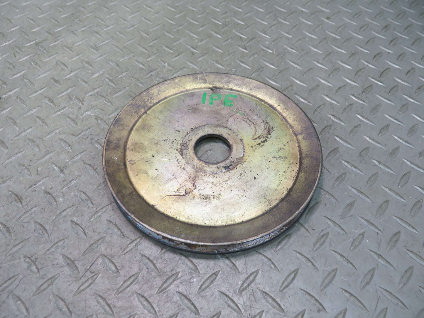 1987-1991 Porsche 928 S4 5.0L V8 Engine Crankshaft Pulley V-belt Set