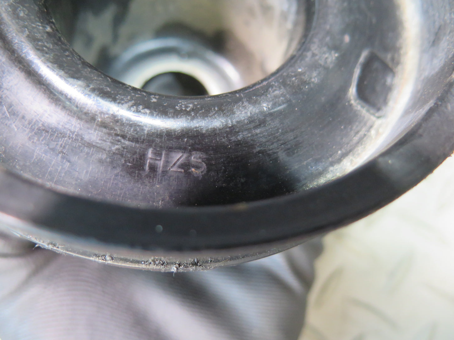 1987-1991 Porsche 928 S4 5.0L V8 Engine Crankshaft Pulley V-belt Set
