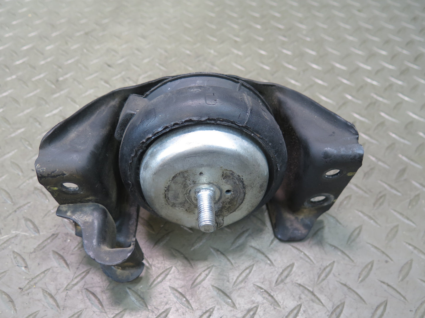1987-1991 Porsche 928 S4 5.0L V8 Left & Right Side Engine Motor Mount Set of 2