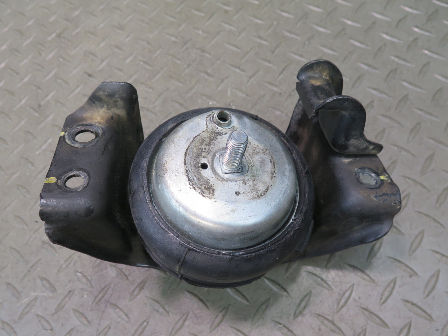 1987-1991 Porsche 928 S4 5.0L V8 Left & Right Side Engine Motor Mount Set of 2