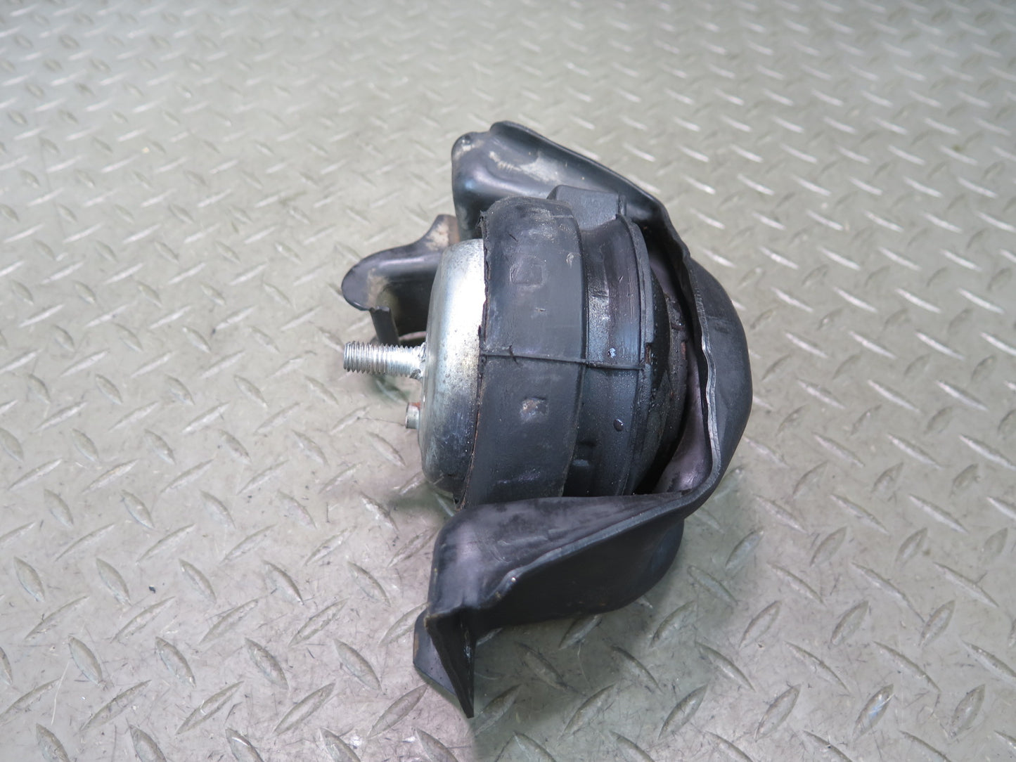 1987-1991 Porsche 928 S4 5.0L V8 Left & Right Side Engine Motor Mount Set of 2
