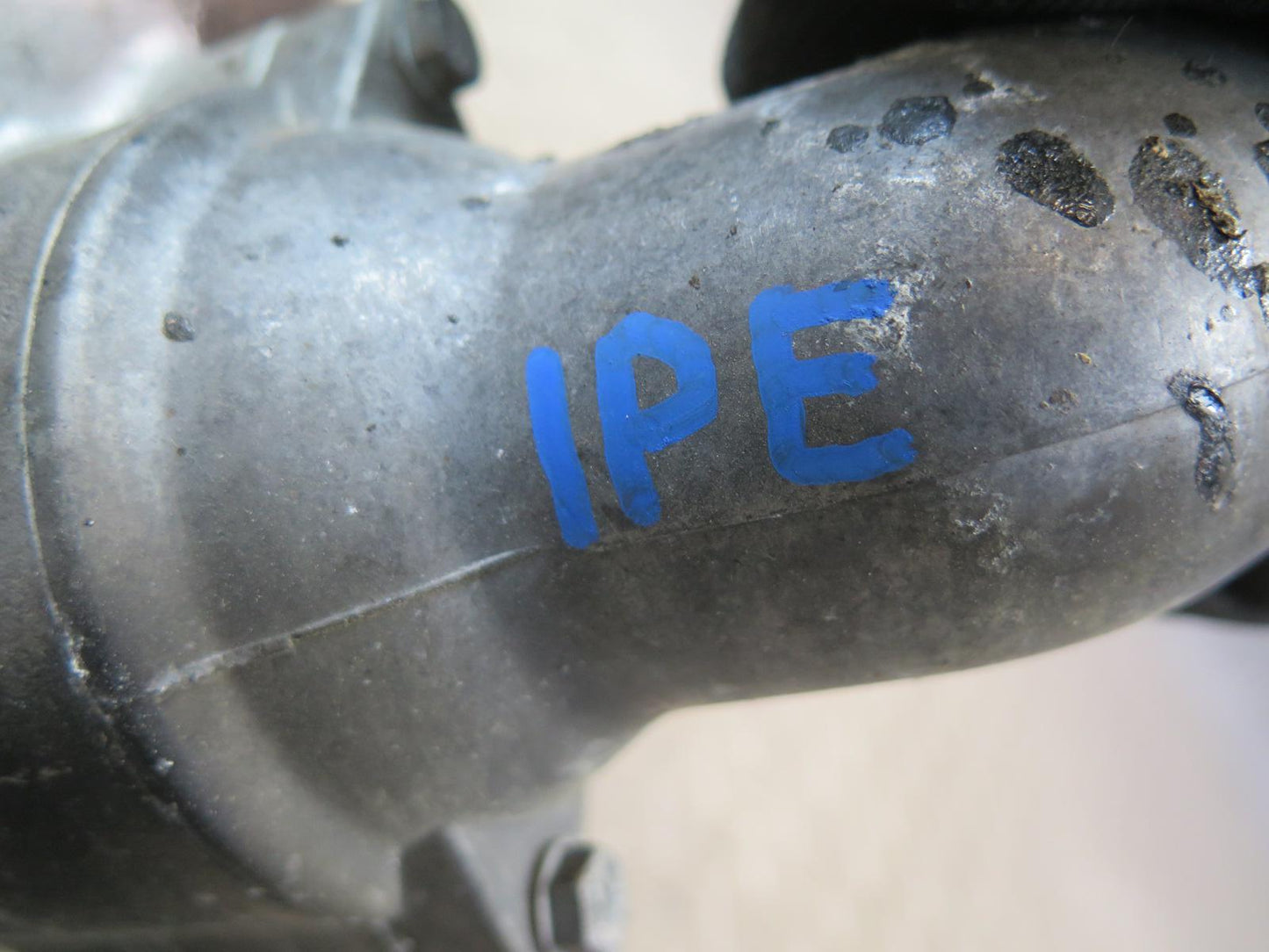 1987-1991 Porsche 928 S4 5.0L V8 Engine Coolant Thermostat Housing Assembly