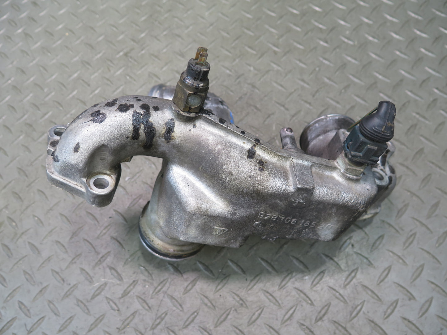 1987-1991 Porsche 928 S4 5.0L V8 Engine Coolant Thermostat Housing Assembly