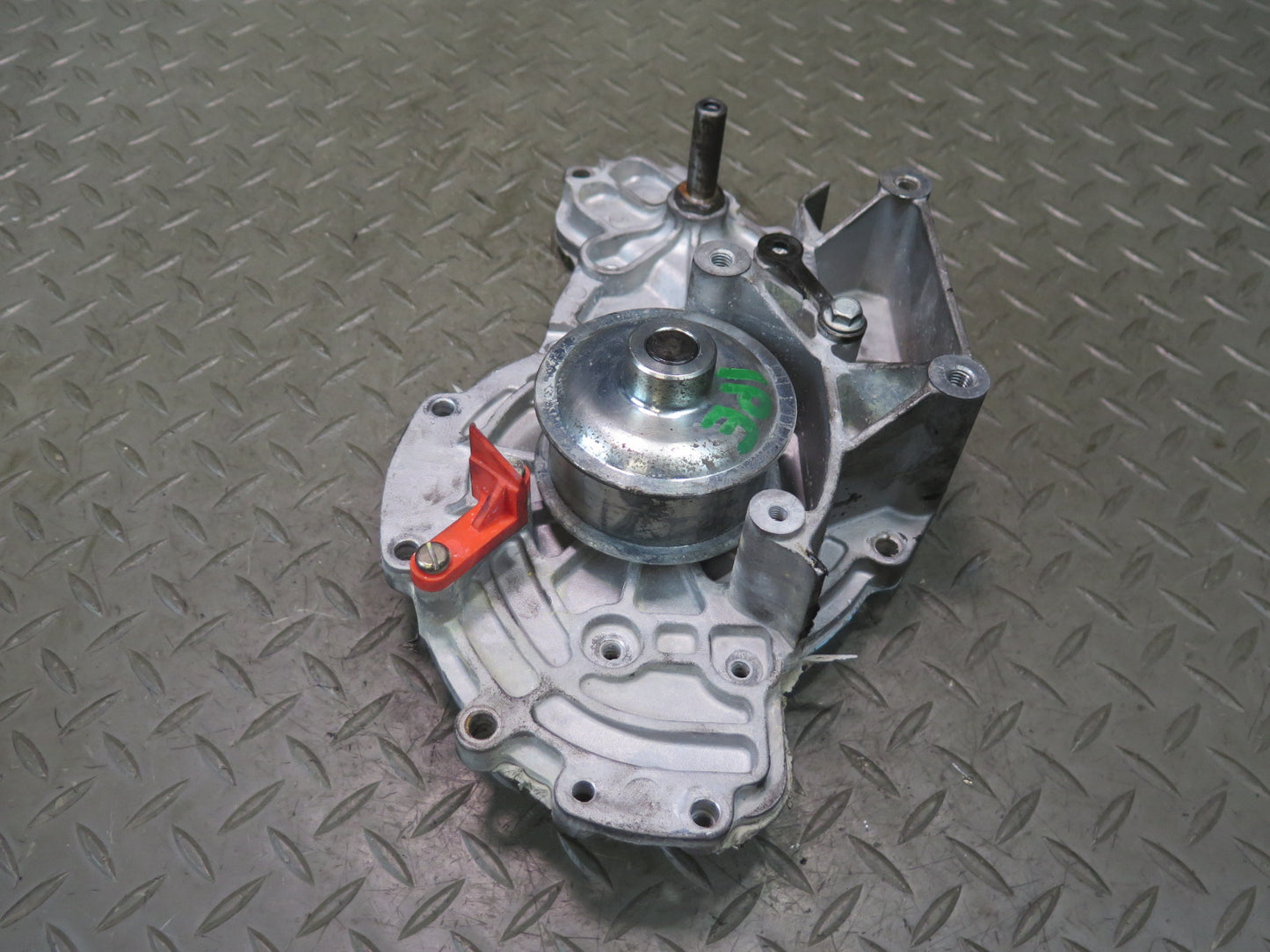 1987-1991 Porsche 928 S4 5.0L V8 Engine Motor Water Coolant Pump