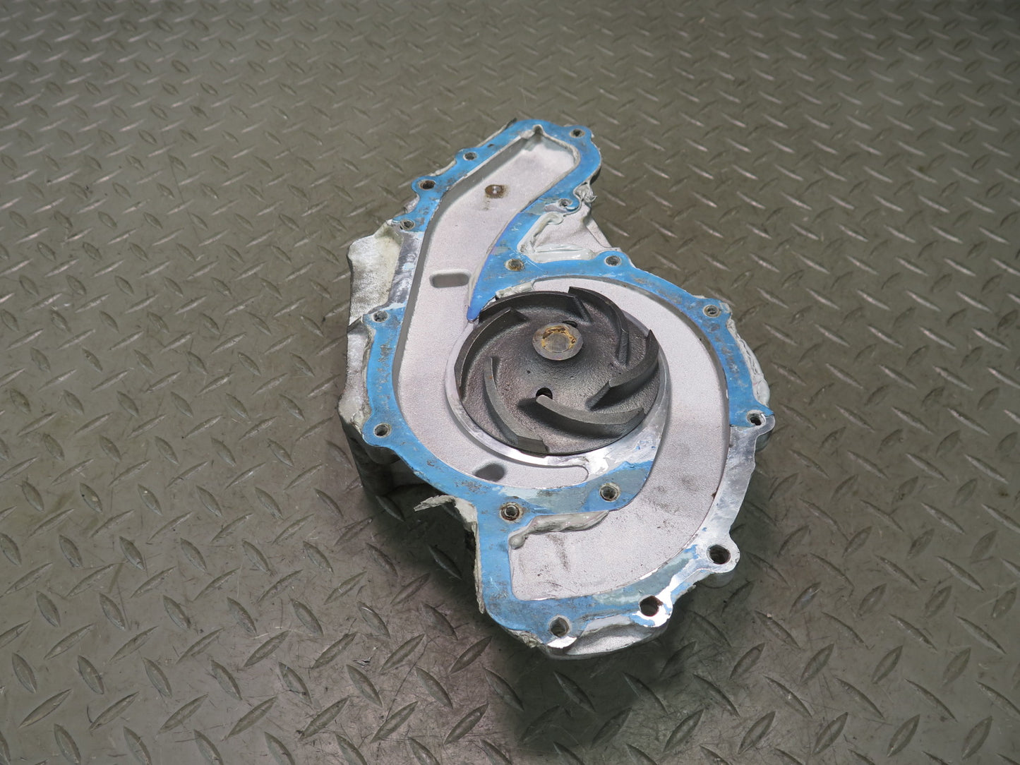1987-1991 Porsche 928 S4 5.0L V8 Engine Motor Water Coolant Pump