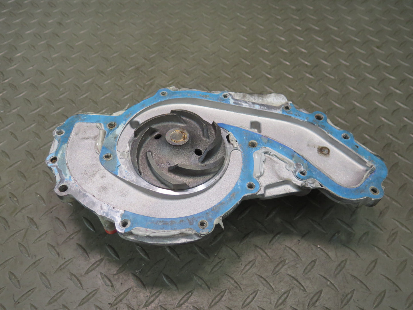 1987-1991 Porsche 928 S4 5.0L V8 Engine Motor Water Coolant Pump