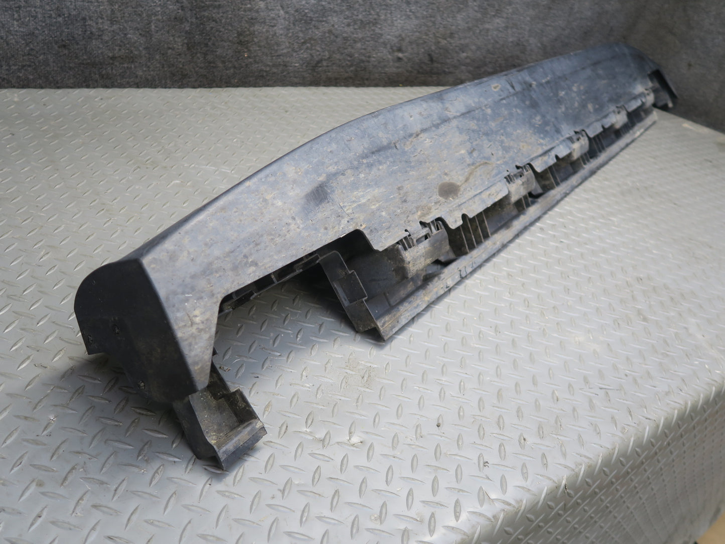 12-15 Mercedes W166 Ml-class Left & Right Running Board Mount Bracket Set OEM