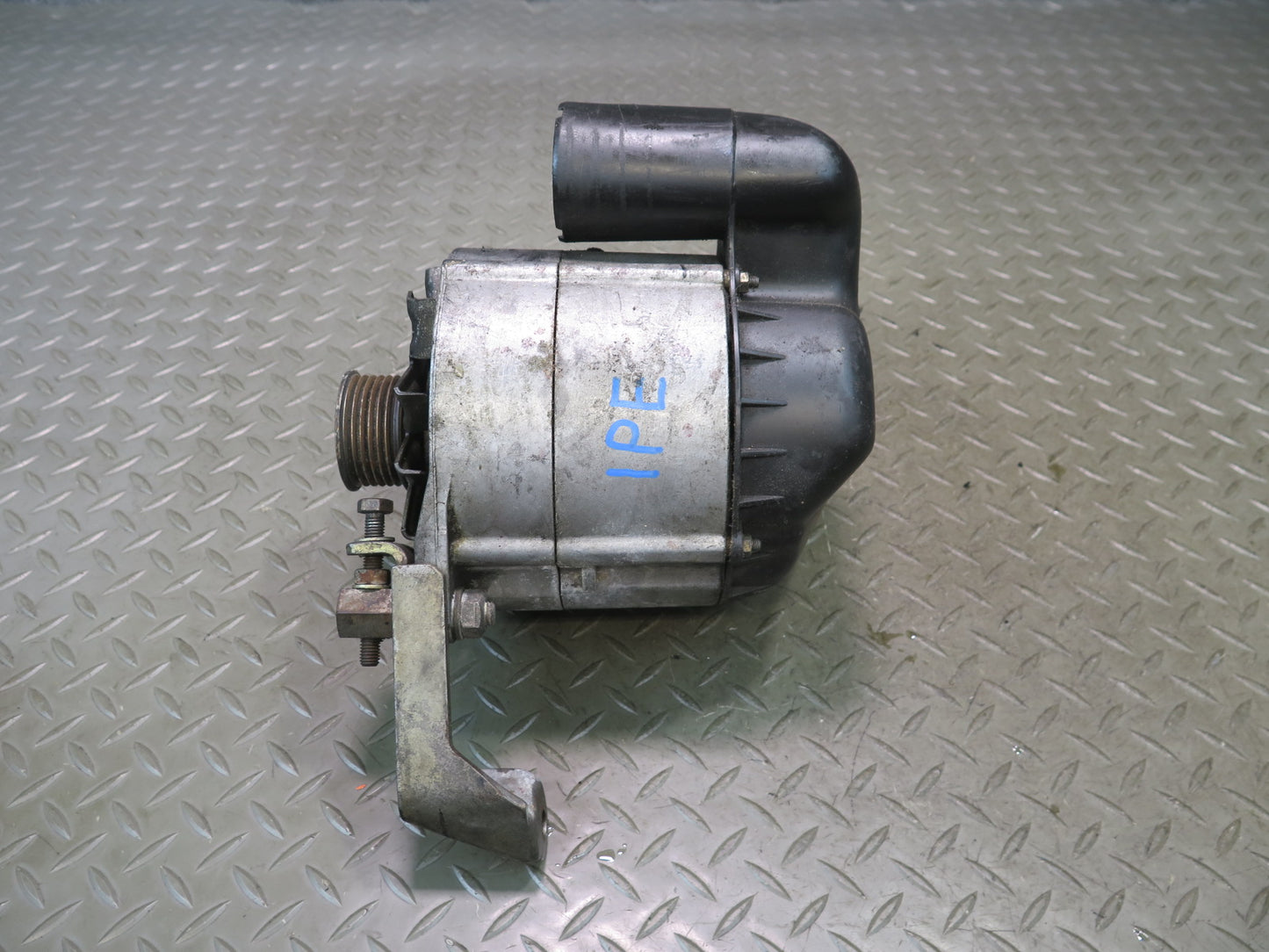 1987-1991 Porsche 928 S4 5.0L V8 Engine Motor Alternator Generator 115 AMP