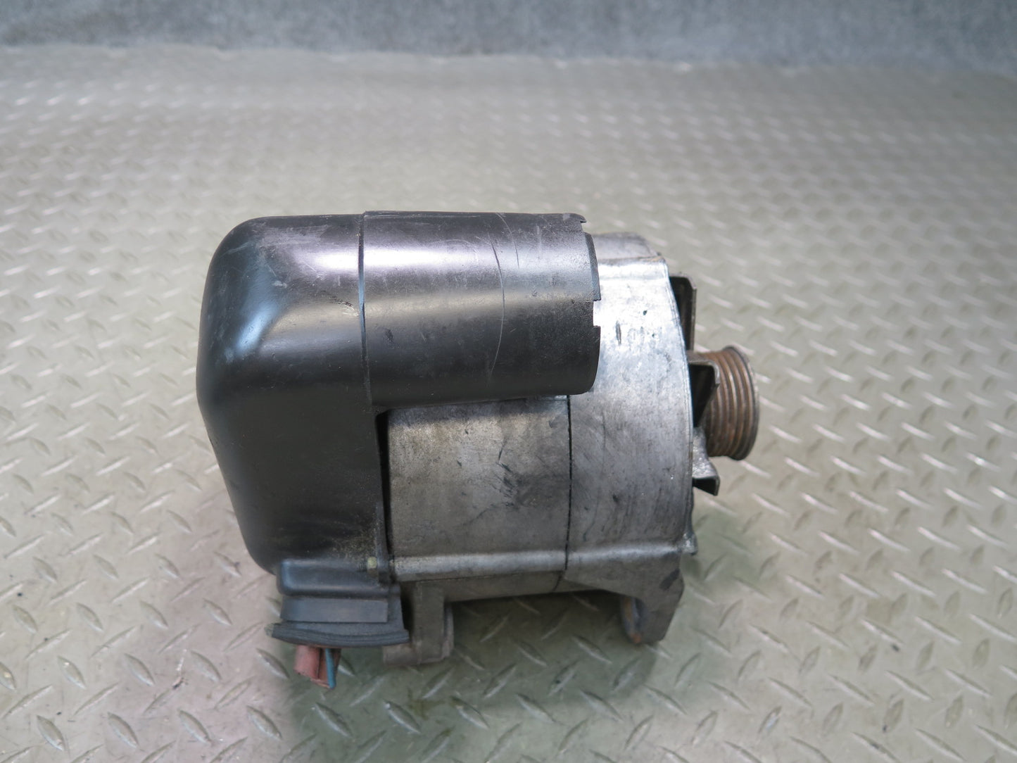 1987-1991 Porsche 928 S4 5.0L V8 Engine Motor Alternator Generator 115 AMP