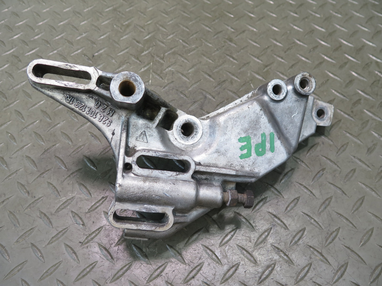 1987-1991 Porsche 928 S4 5.0L V8 Engine Alternator Holder Bracket Mount