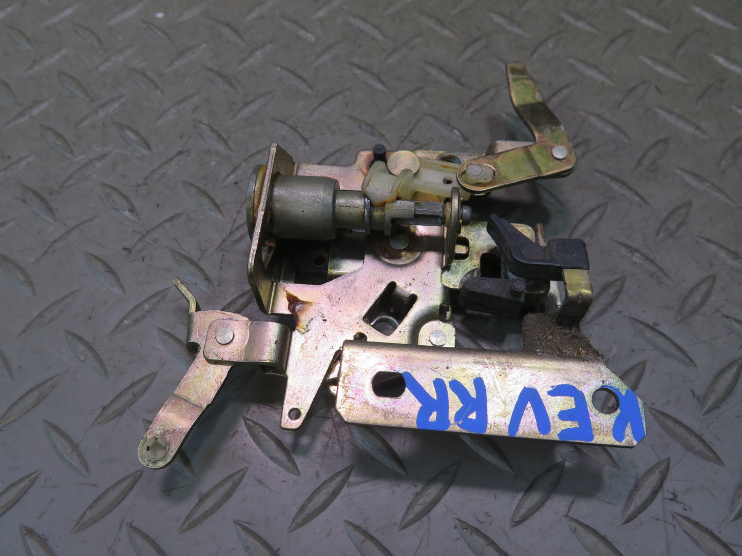97-03 VW Eurovan T4 Rear Right Sliding Door Lock Latch 7D1843654 OEM