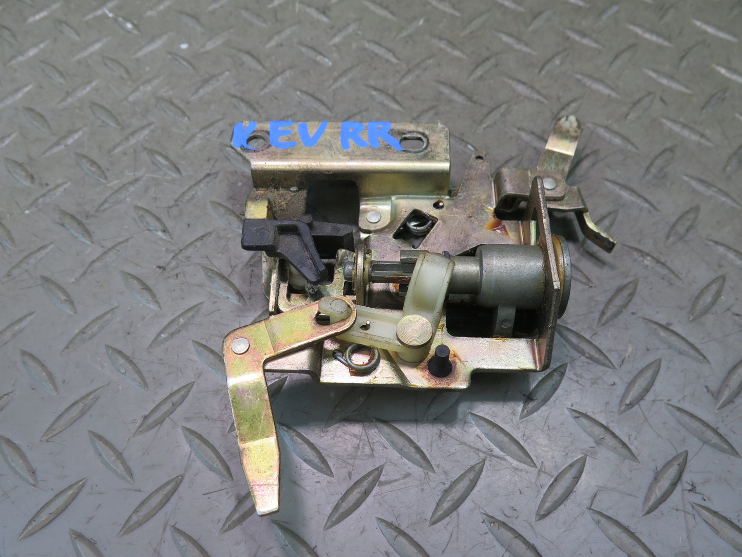 97-03 VW Eurovan T4 Rear Right Sliding Door Lock Latch 7D1843654 OEM
