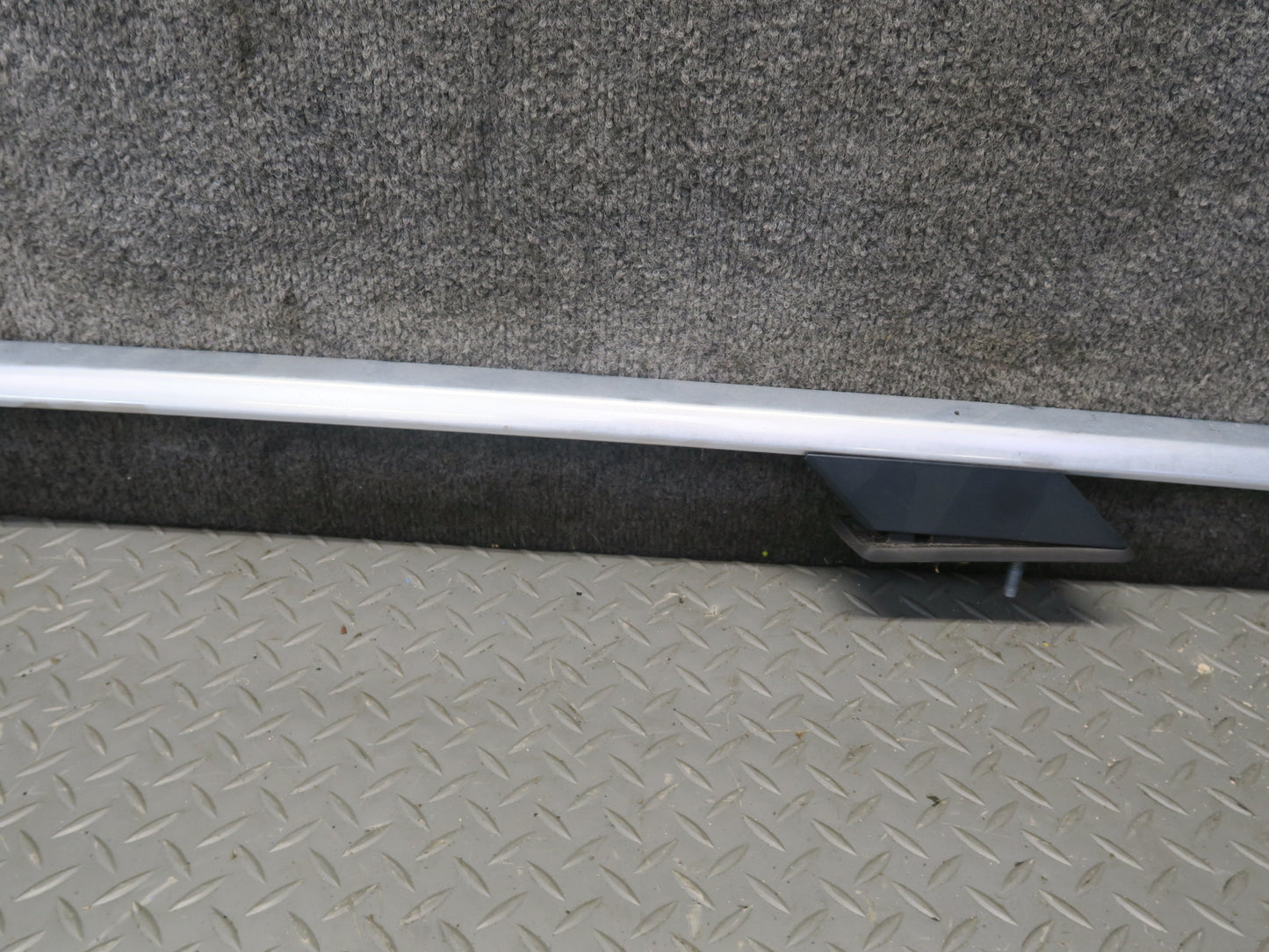 12-15 Mercedes W166 Ml-class Set of 2 Left & Right Roof Rack Rail OEM