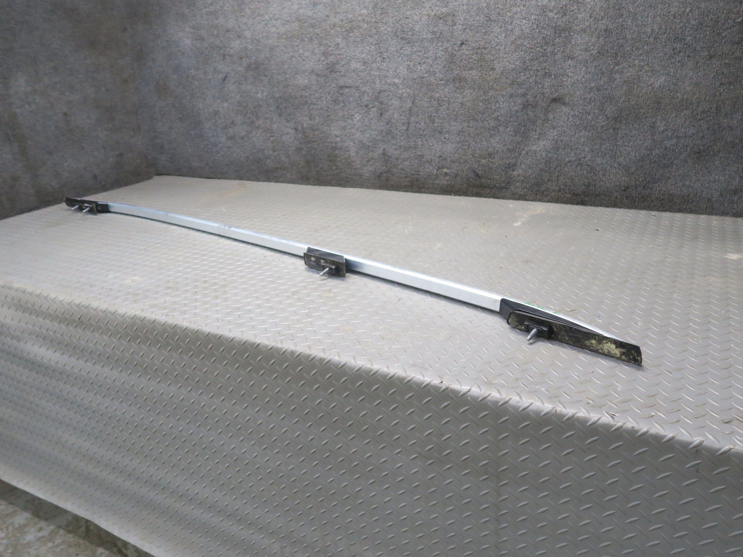 12-15 Mercedes W166 Ml-class Set of 2 Left & Right Roof Rack Rail OEM