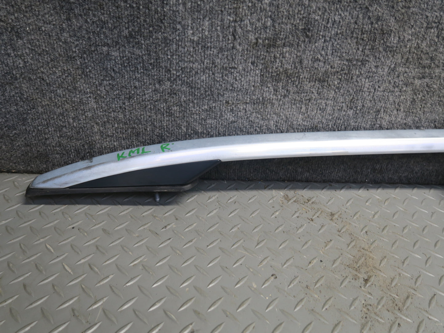 12-15 Mercedes W166 Ml-class Set of 2 Left & Right Roof Rack Rail OEM