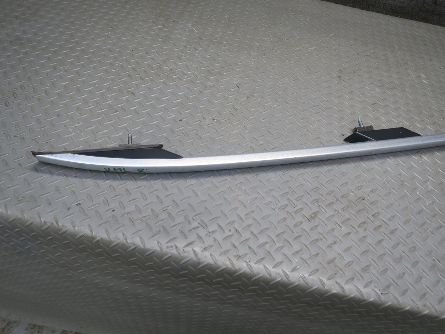 12-15 Mercedes W166 Ml-class Set of 2 Left & Right Roof Rack Rail OEM