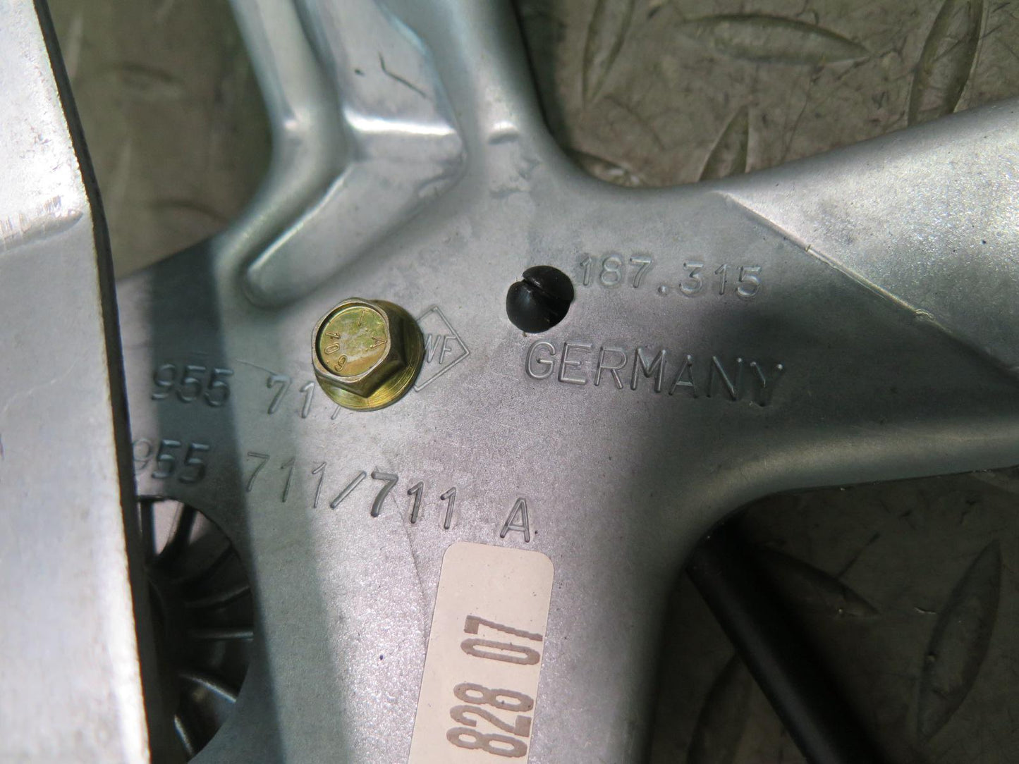 99-03 VW Eurovan T4 Rear Trunk Hatch Wiper Motor 701955713A OEM