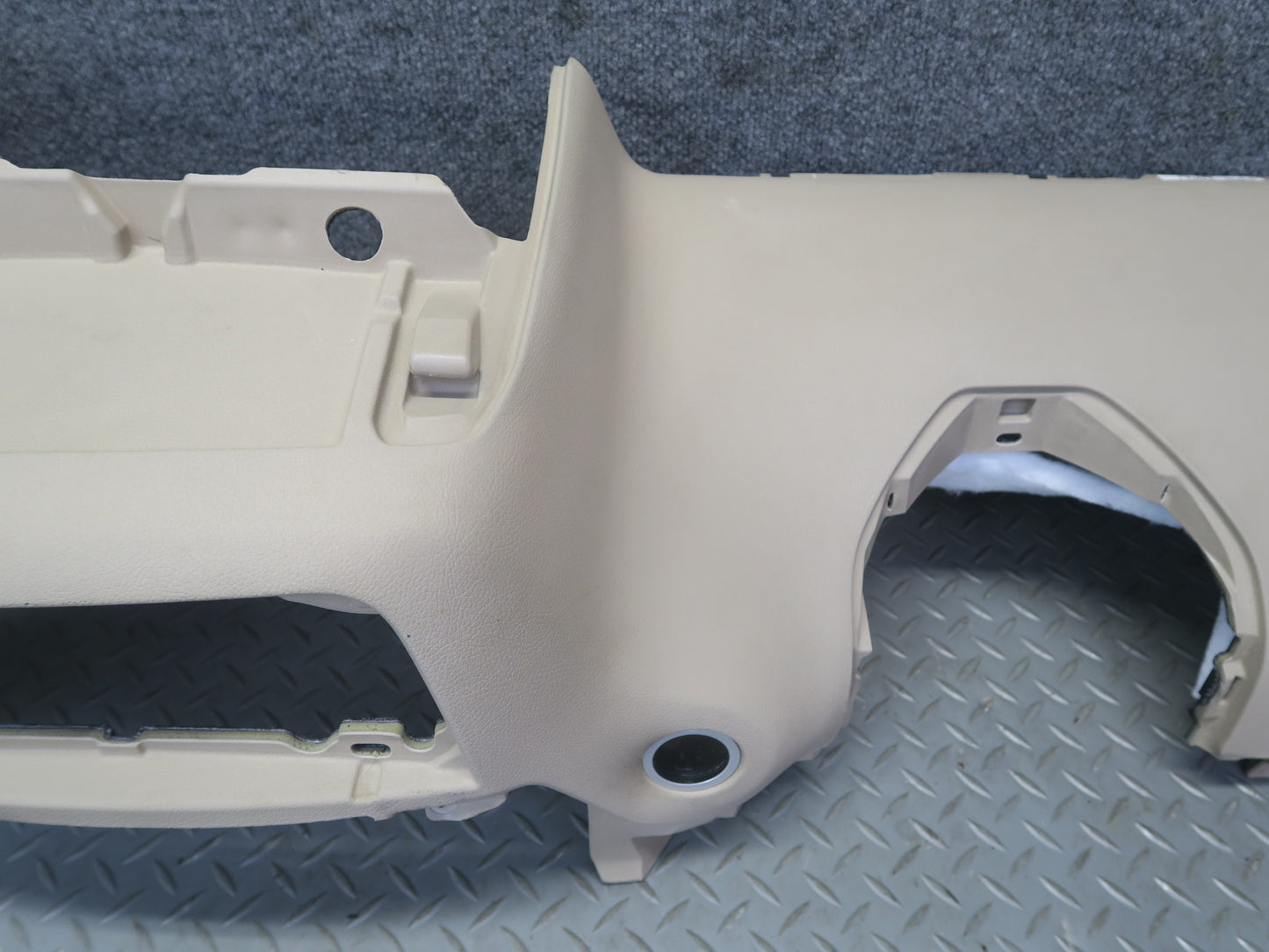 12-15 Mercedes W166 Ml-class Dash Front Left Lower Knee Trim Cover Panel OEM