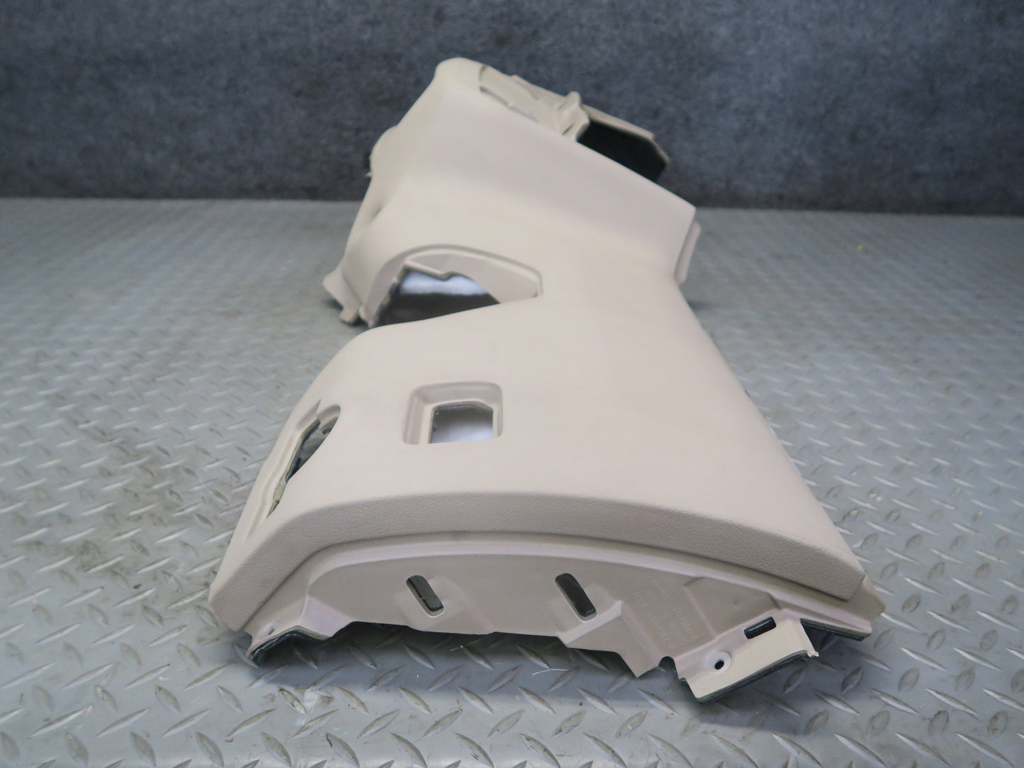 12-15 Mercedes W166 Ml-class Dash Front Left Lower Knee Trim Cover Panel OEM