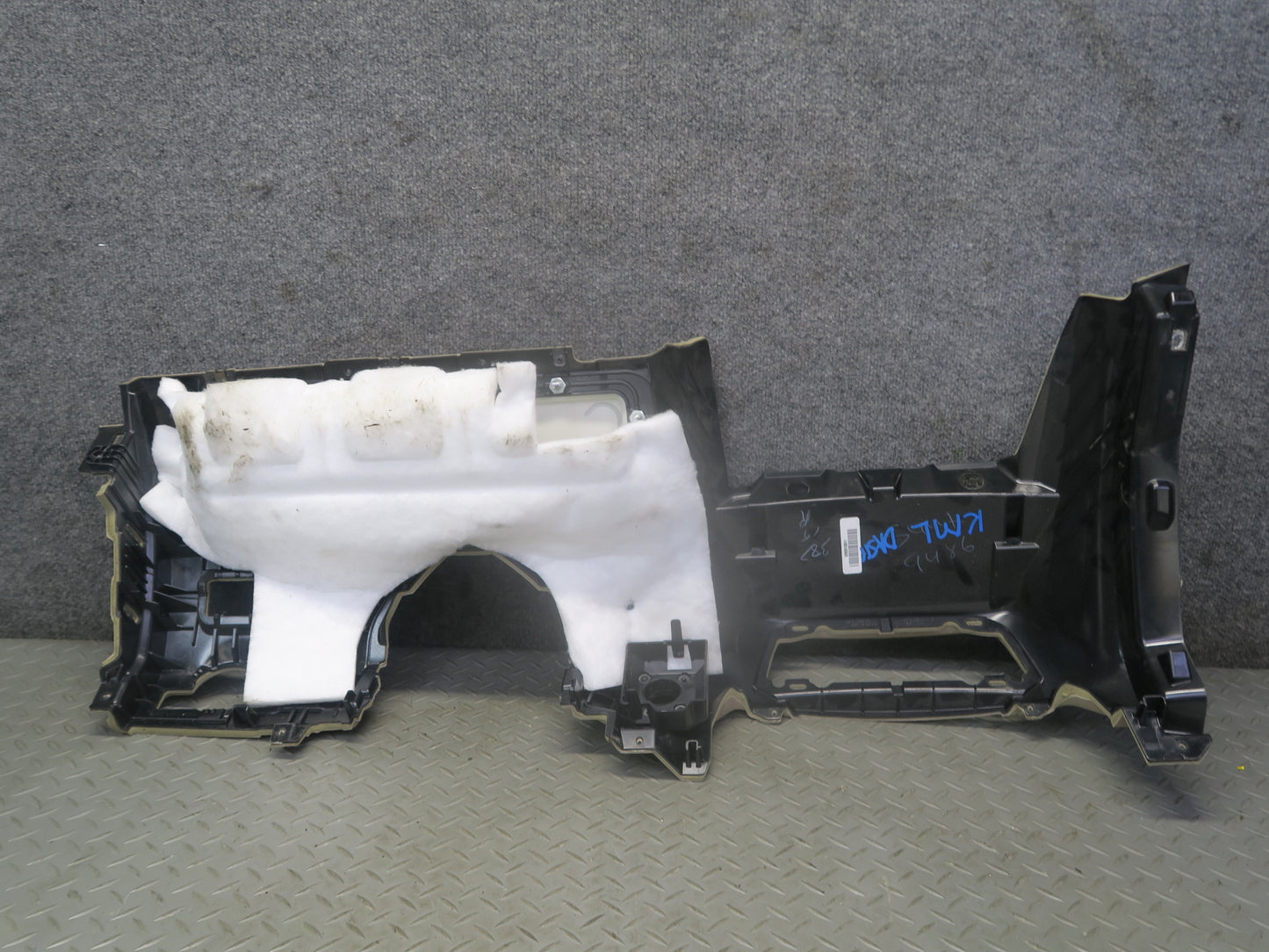12-15 Mercedes W166 Ml-class Dash Front Left Lower Knee Trim Cover Panel OEM