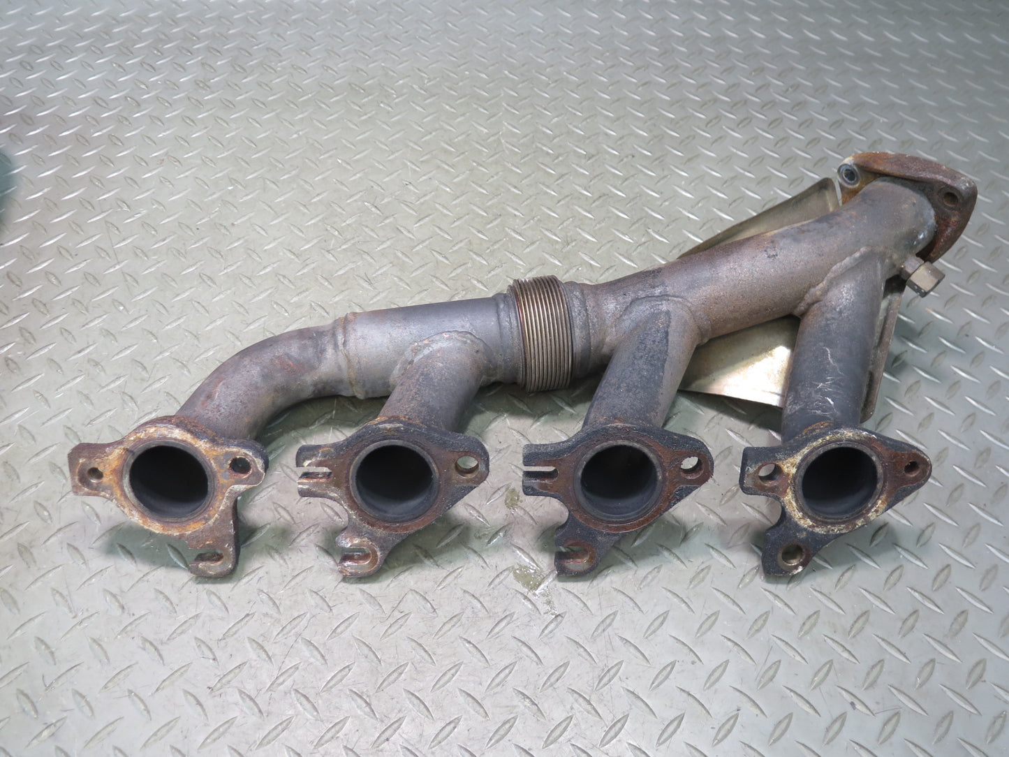 1987-1991 Porsche 928 S4 5.0L V8 Engine Left & Right Exhaust Manifold Set of 2