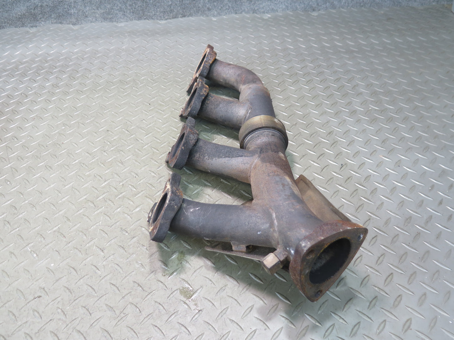 1987-1991 Porsche 928 S4 5.0L V8 Engine Left & Right Exhaust Manifold Set of 2