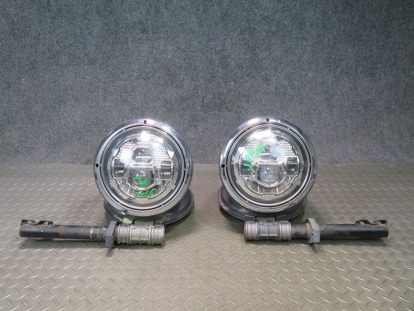 1978-1986 Porsche 928 Front Left & Right Aftermarket Headlight Lamp Assembly