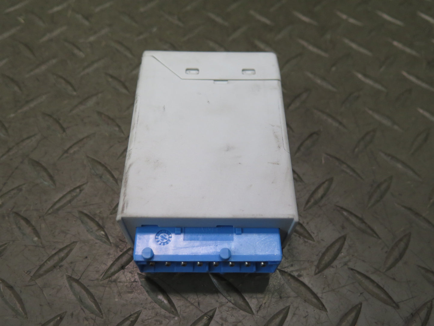 96-02 BMW E36/7 Z3 Windshield Wiper Relay Control Module 8366381 OEM