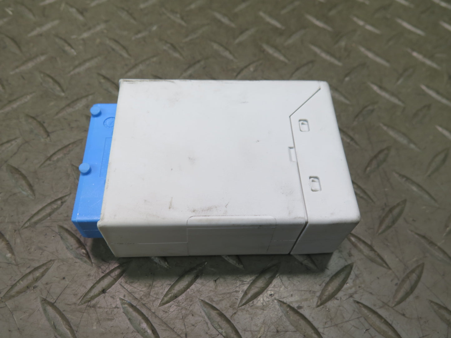 96-02 BMW E36/7 Z3 Windshield Wiper Relay Control Module 8366381 OEM
