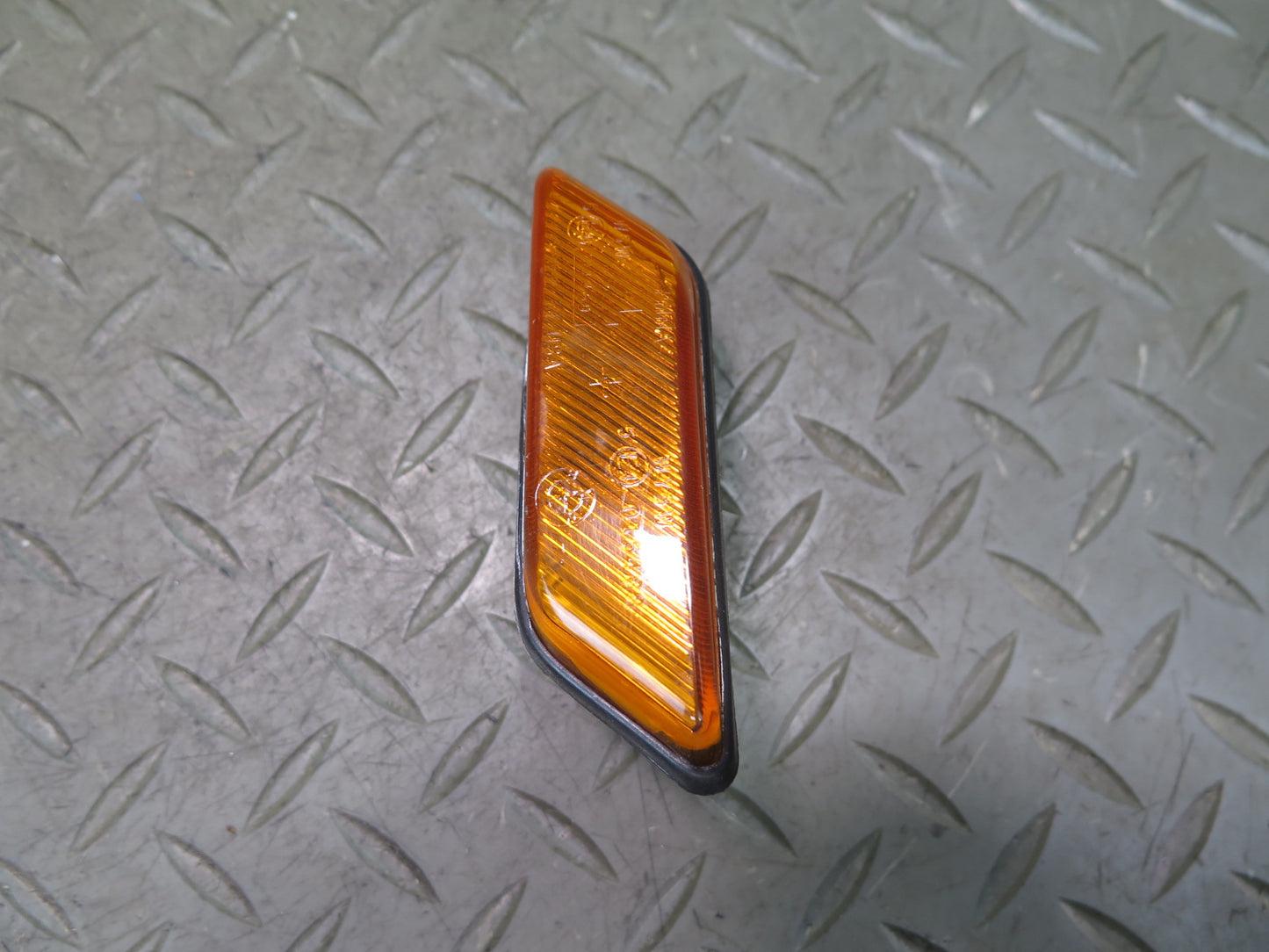 96-02 BMW E36/7 Z3 Front Left & Right Fender Marker Turn Signal Light Set OEM