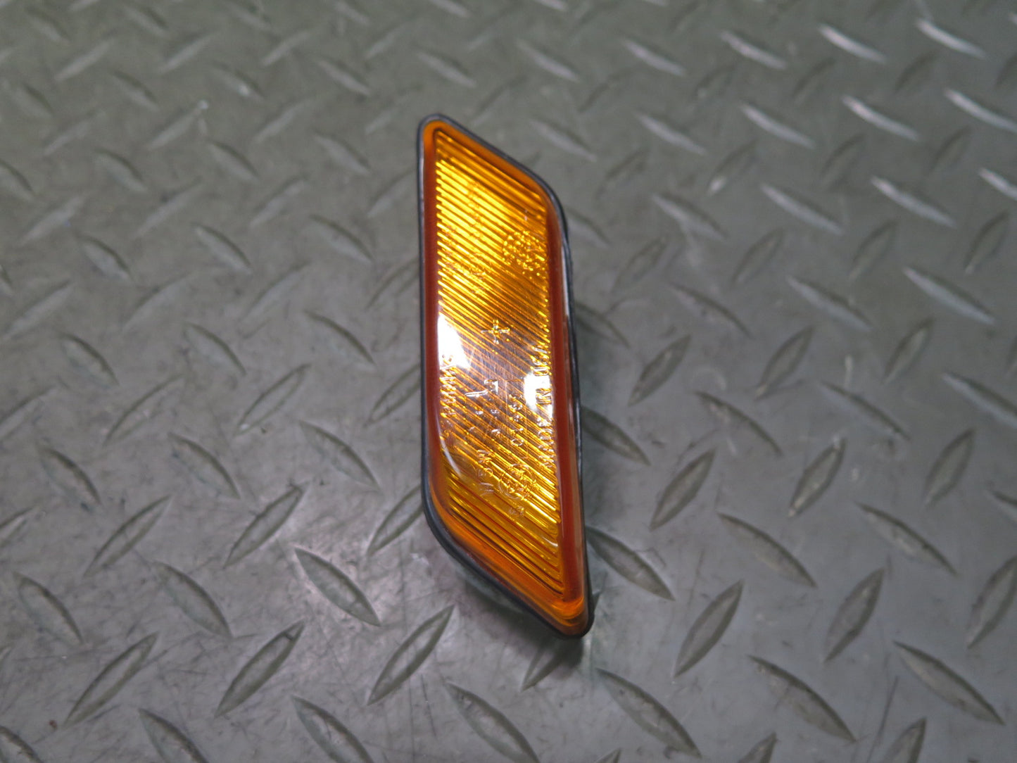 96-02 BMW E36/7 Z3 Front Left & Right Fender Marker Turn Signal Light Set OEM