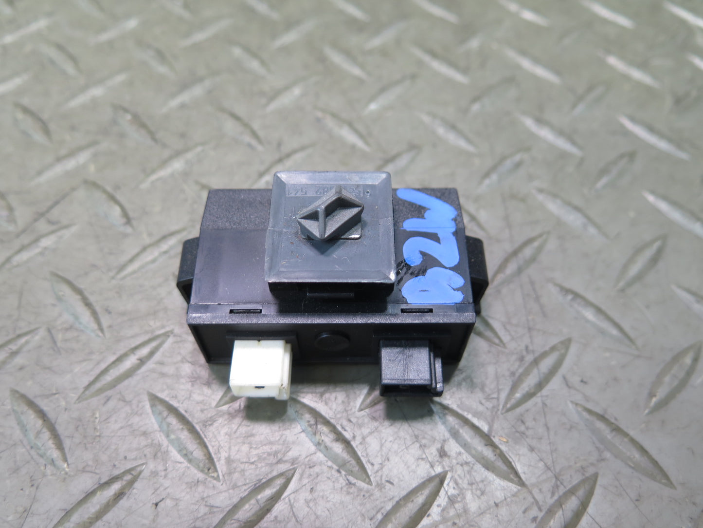96-02 BMW E36/7 Z3 Phone Transmitter Receiver Module 8379502 OEM