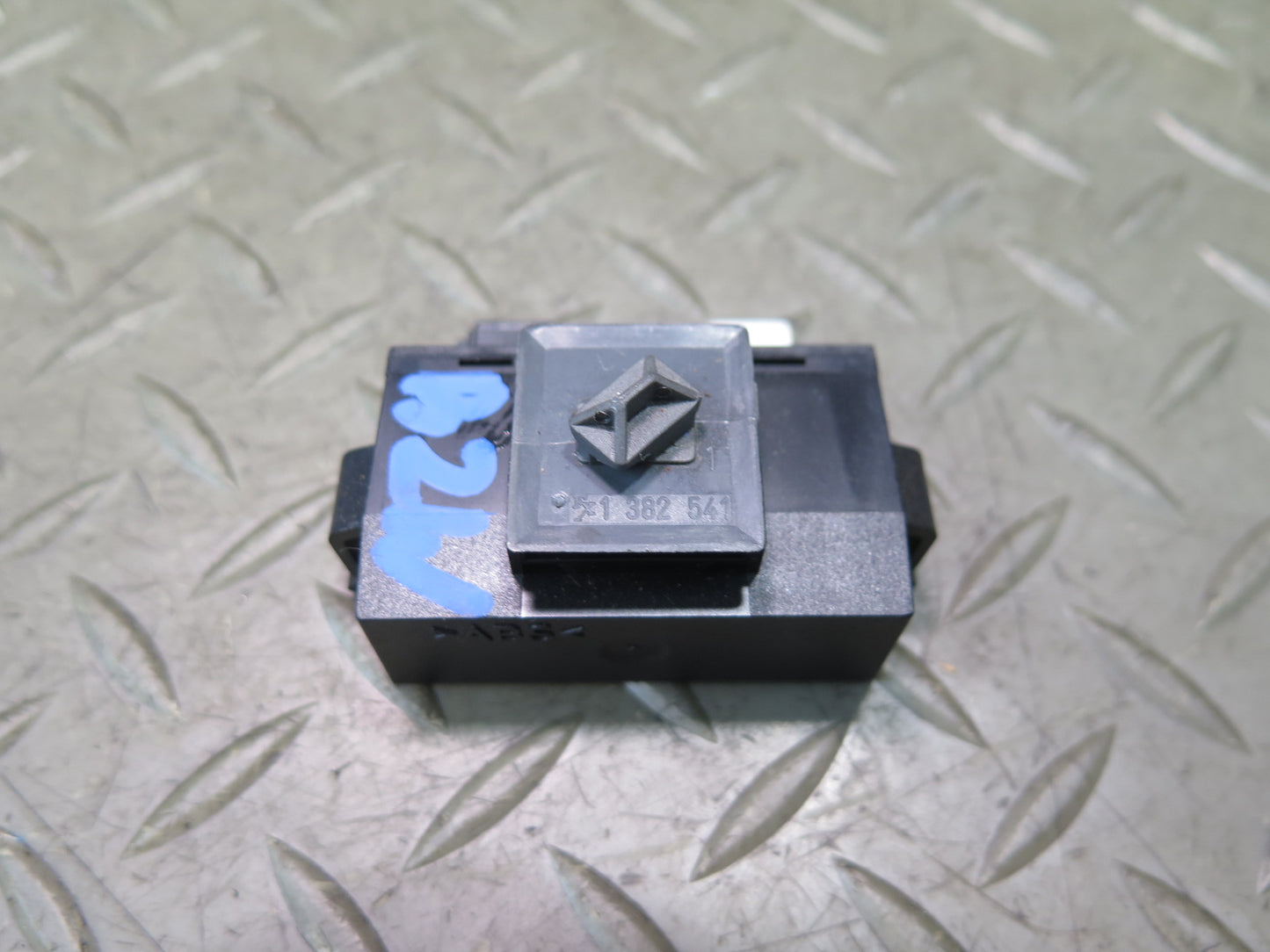 96-02 BMW E36/7 Z3 Phone Transmitter Receiver Module 8379502 OEM