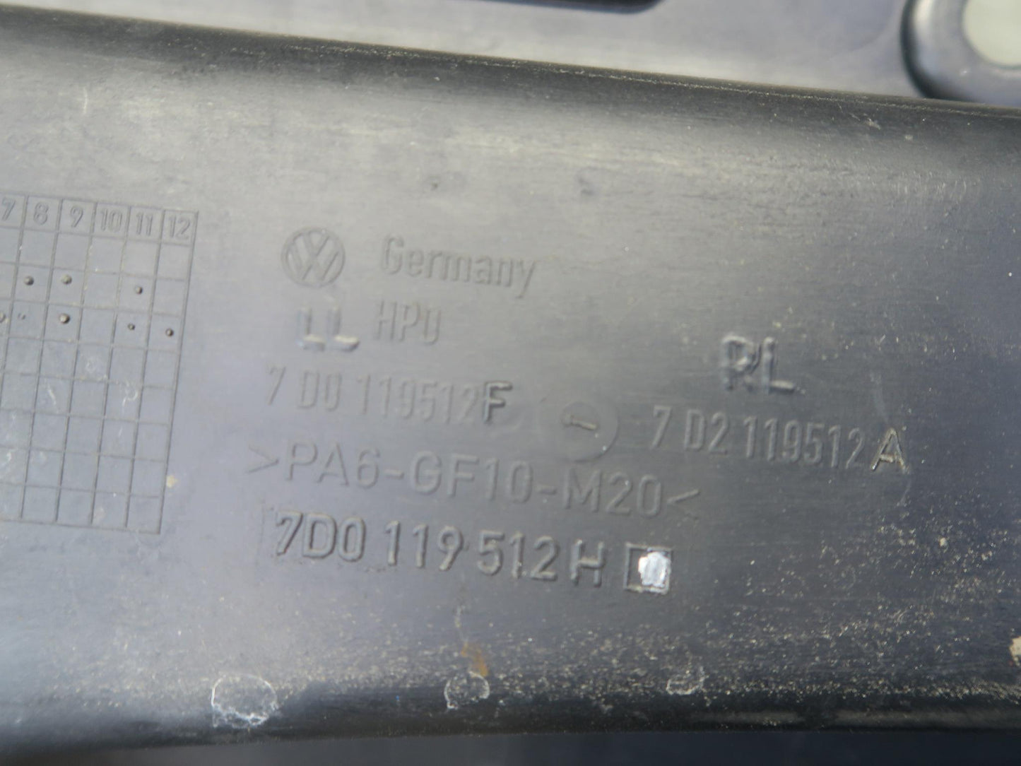 01-03 VW Eurovan T4 2.8L Engine Motor Shield Trim Cover Panel 7D0119512H OEM