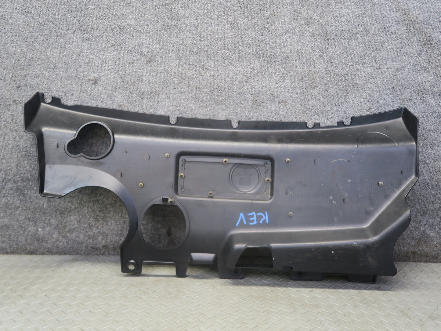01-03 VW Eurovan T4 2.8L Engine Motor Shield Trim Cover Panel 7D0119512H OEM