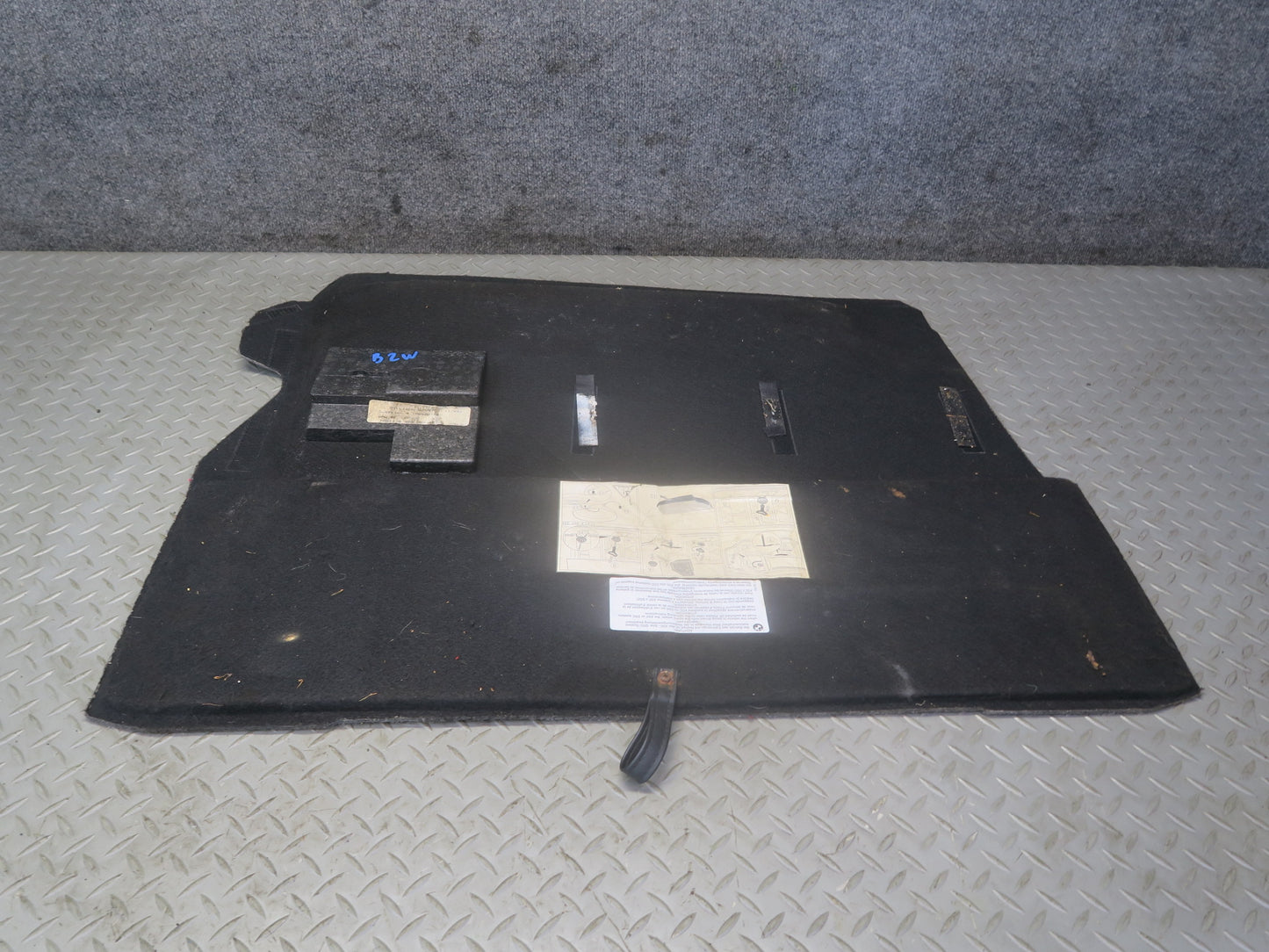 96-02 BMW E36/7 Z3 Roadster Rear Trunk Floor MAT Carpet Cover Gray 8399299 OEM