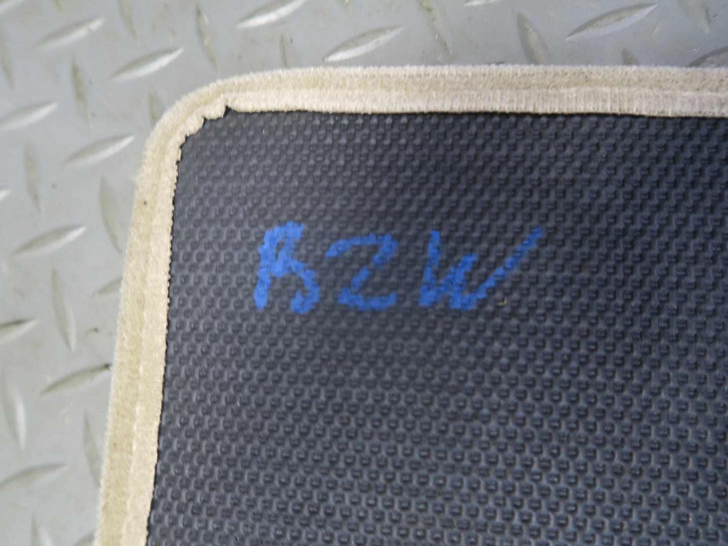96-02 BMW E36/7 Z3 Set of 2 Front Left & Right Carpet Floor MAT OEM
