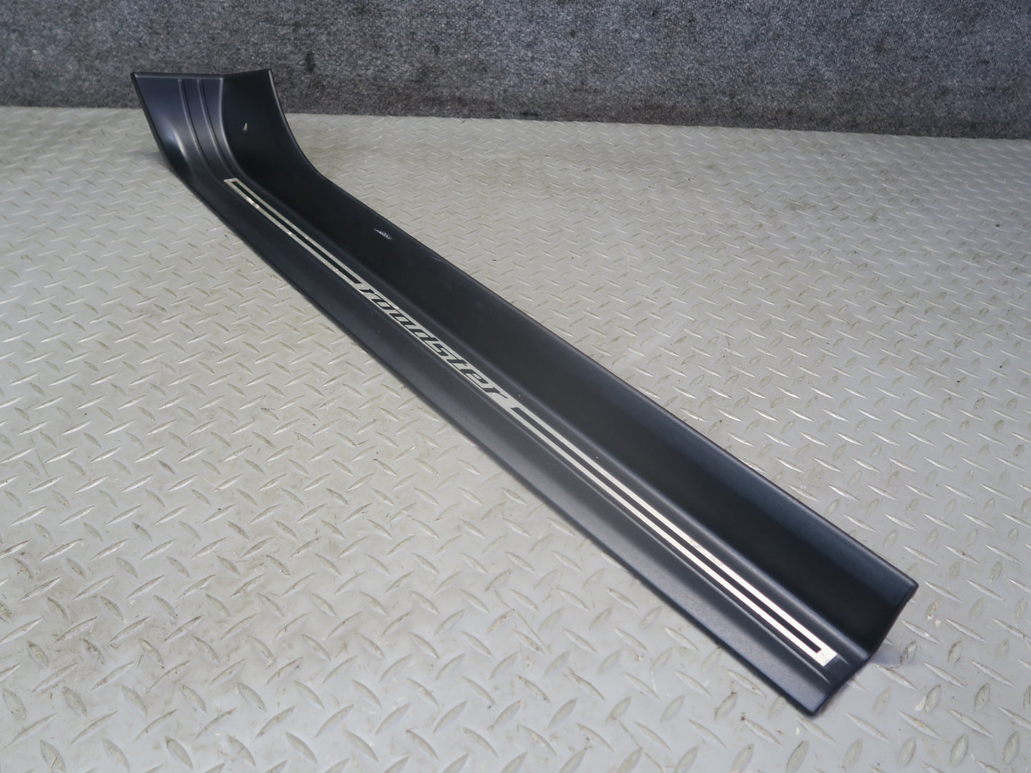 96-02 BMW E36/7 Z3 Roadster Set of 2 Door Scuff Sill Step Trim Plate OEM