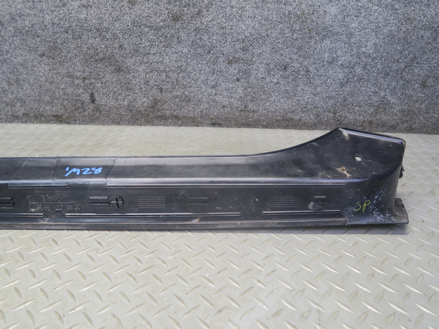 96-02 BMW E36/7 Z3 Roadster Set of 2 Door Scuff Sill Step Trim Plate OEM