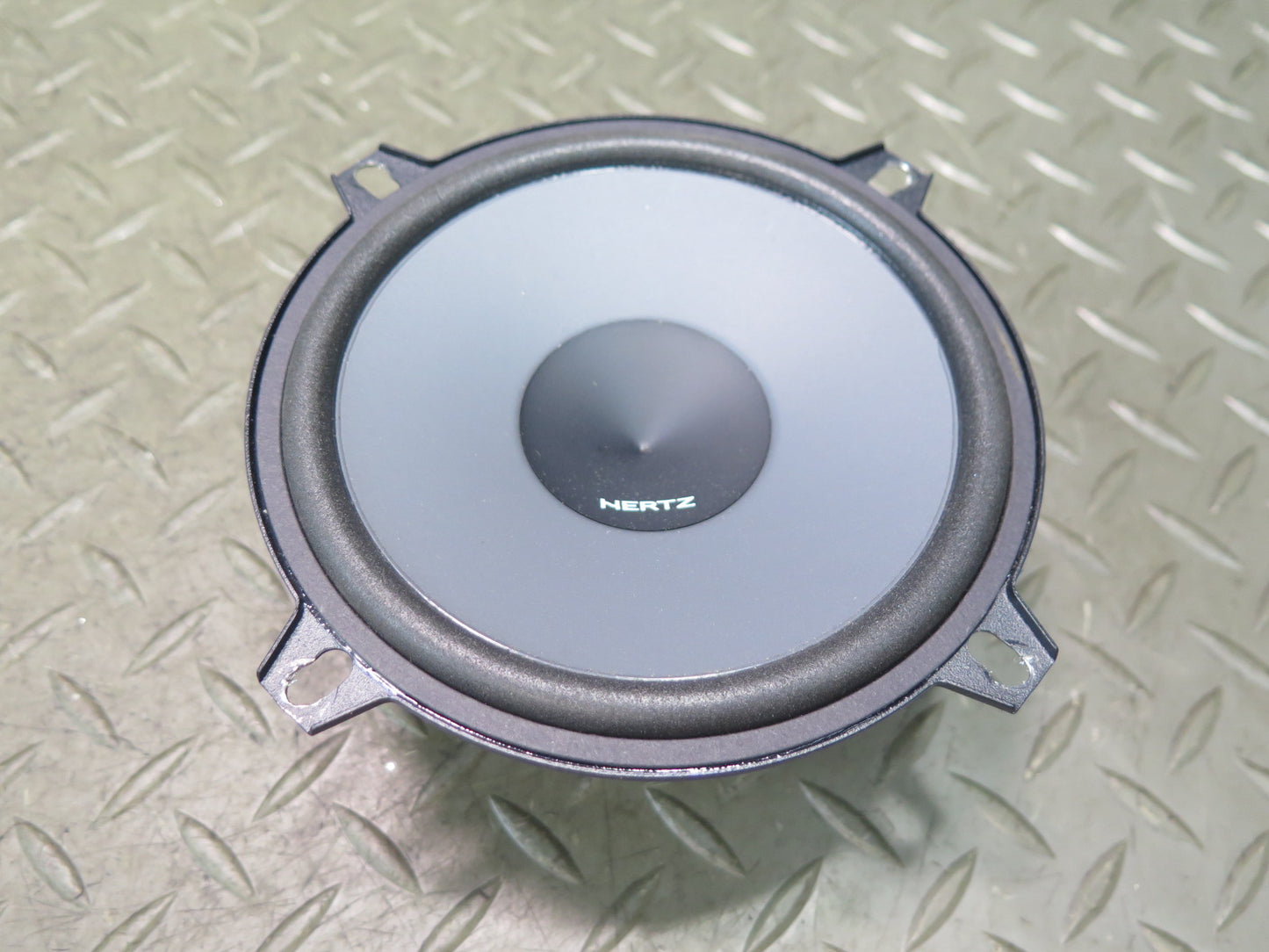 Set of 2 Hertz UNO V 130 Speaker
