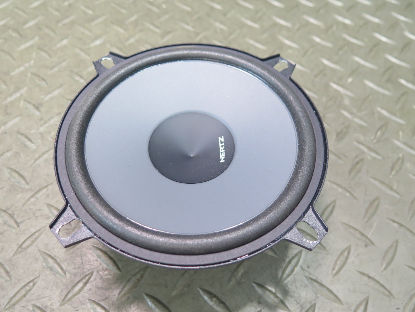 Set of 2 Hertz UNO V 130 Speaker
