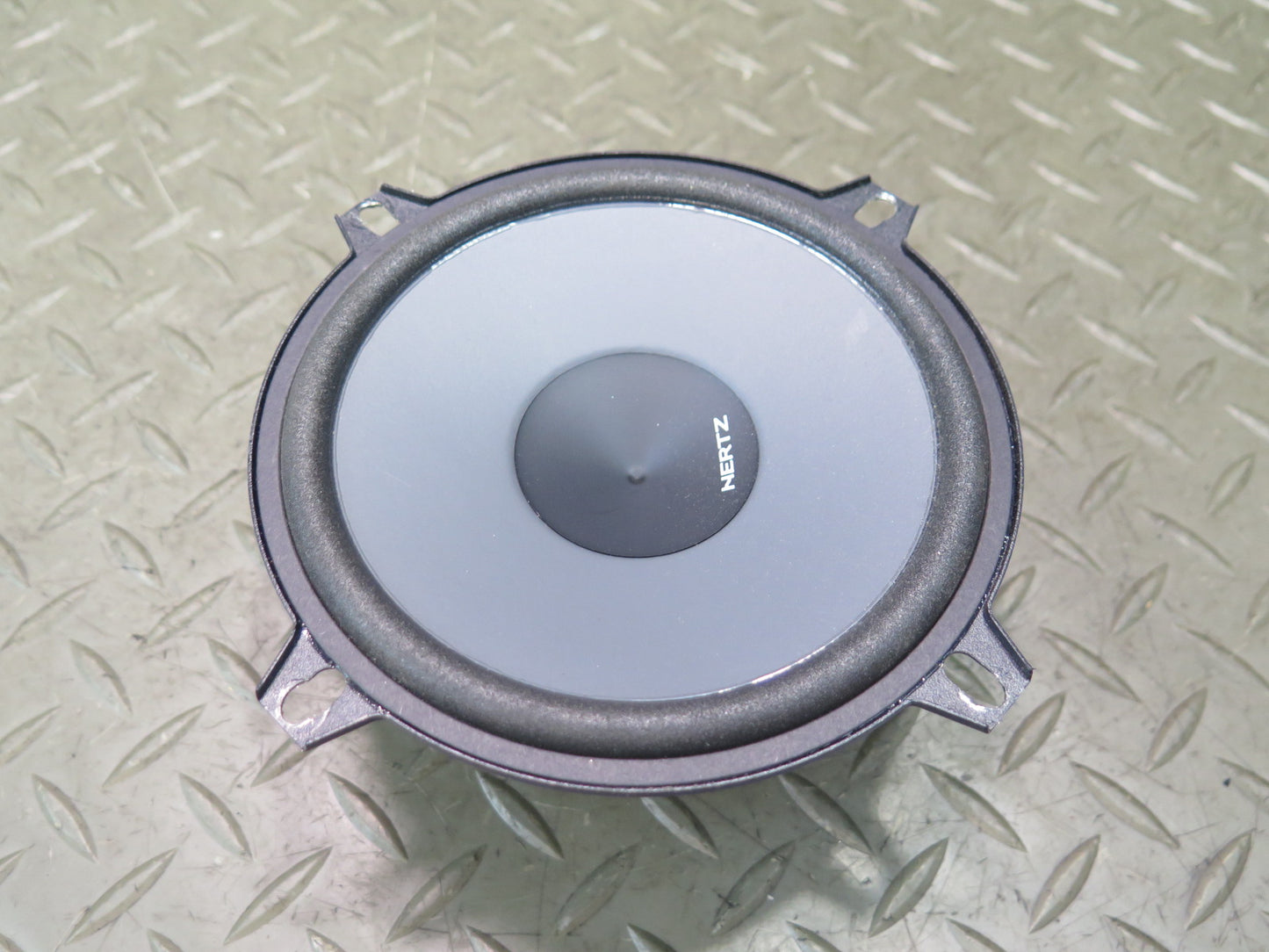 Set of 2 Hertz UNO V 130 Speaker