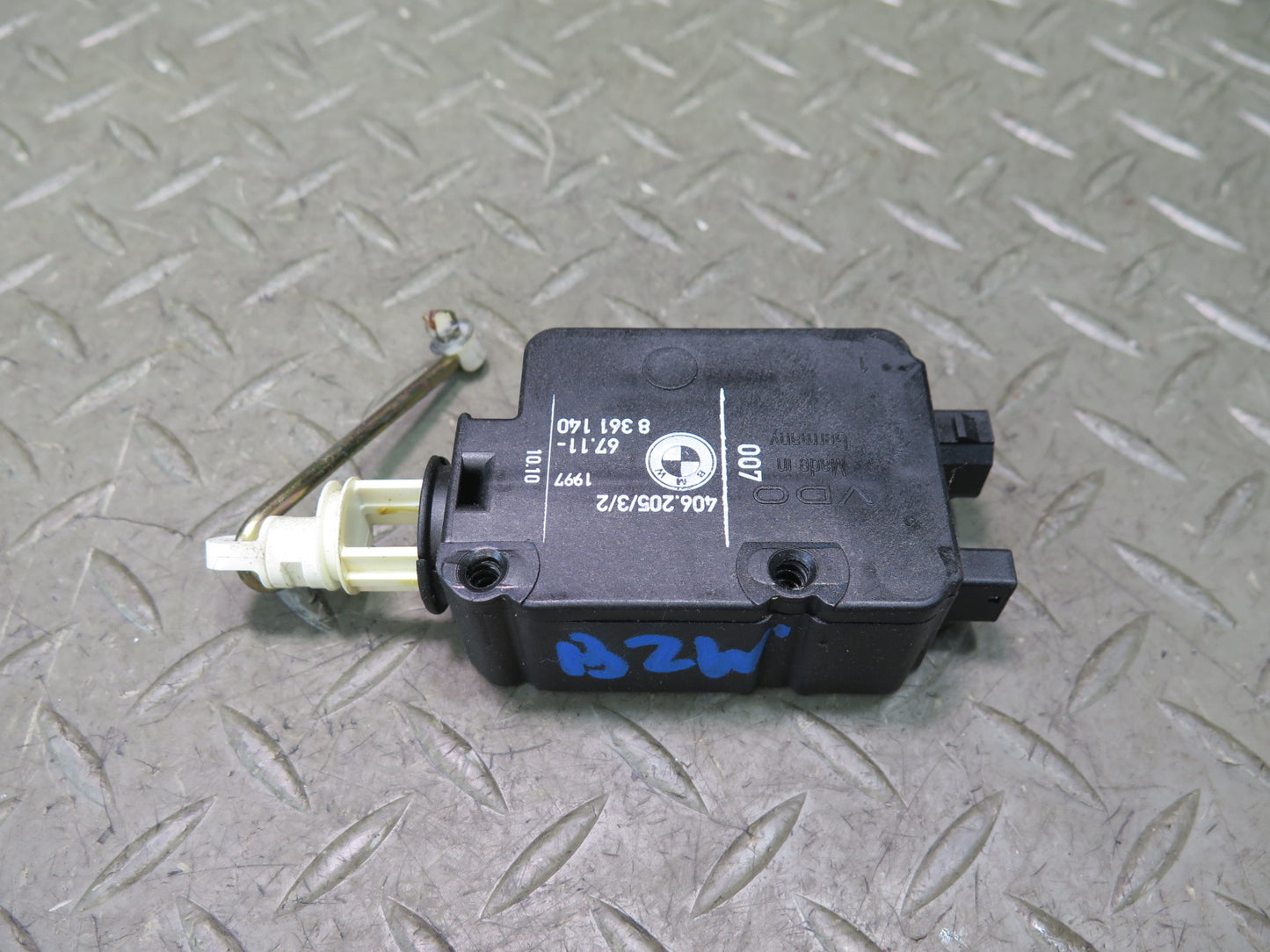 96-02 BMW E36/7 Z3 Rear Trunk Lid Lock Latch Actuator Motor 8361140 OEM