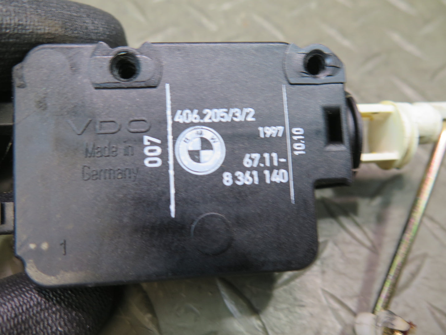 96-02 BMW E36/7 Z3 Rear Trunk Lid Lock Latch Actuator Motor 8361140 OEM