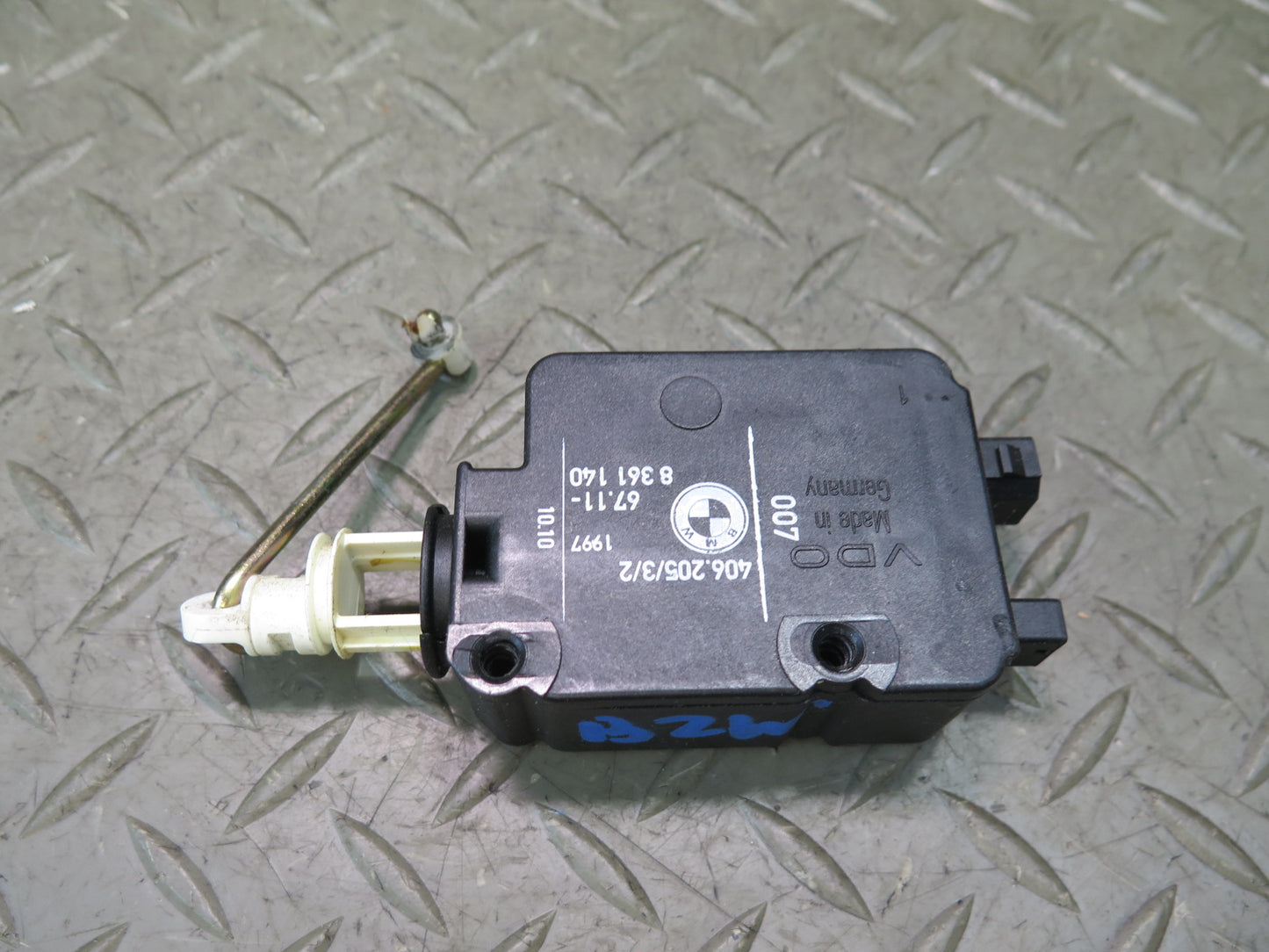 96-02 BMW E36/7 Z3 Rear Trunk Lid Lock Latch Actuator Motor 8361140 OEM